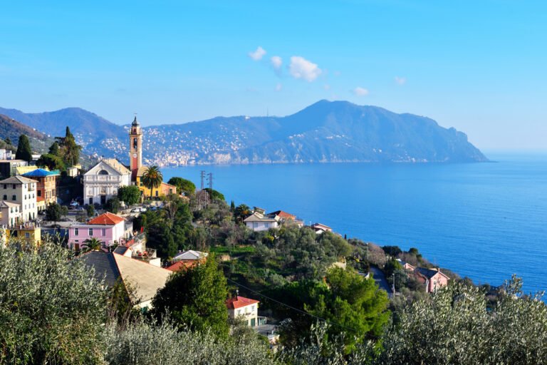 veduta panoramica del porto di pieve ligure